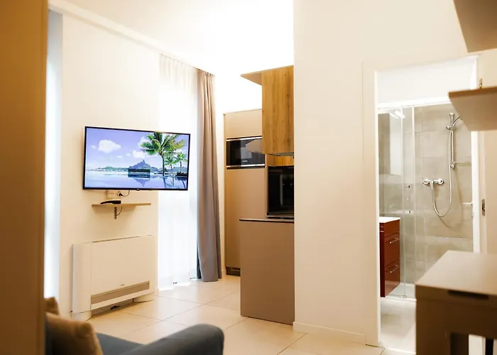 Deluxe Urban Apartment 18 - Free Parking
