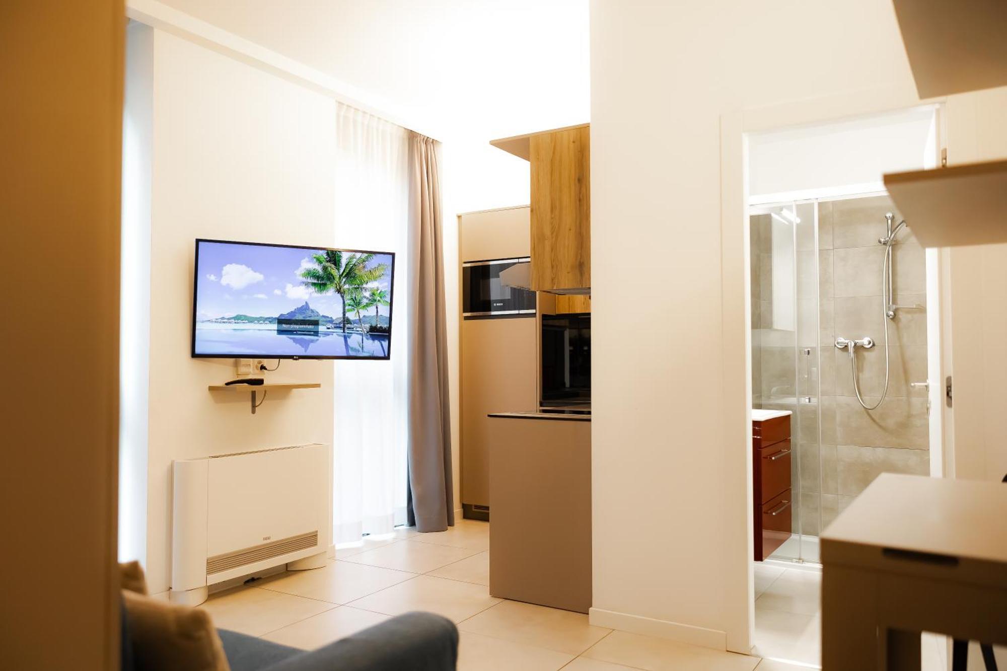 Deluxe Urban 18 - Free Parking Apartment Lugano